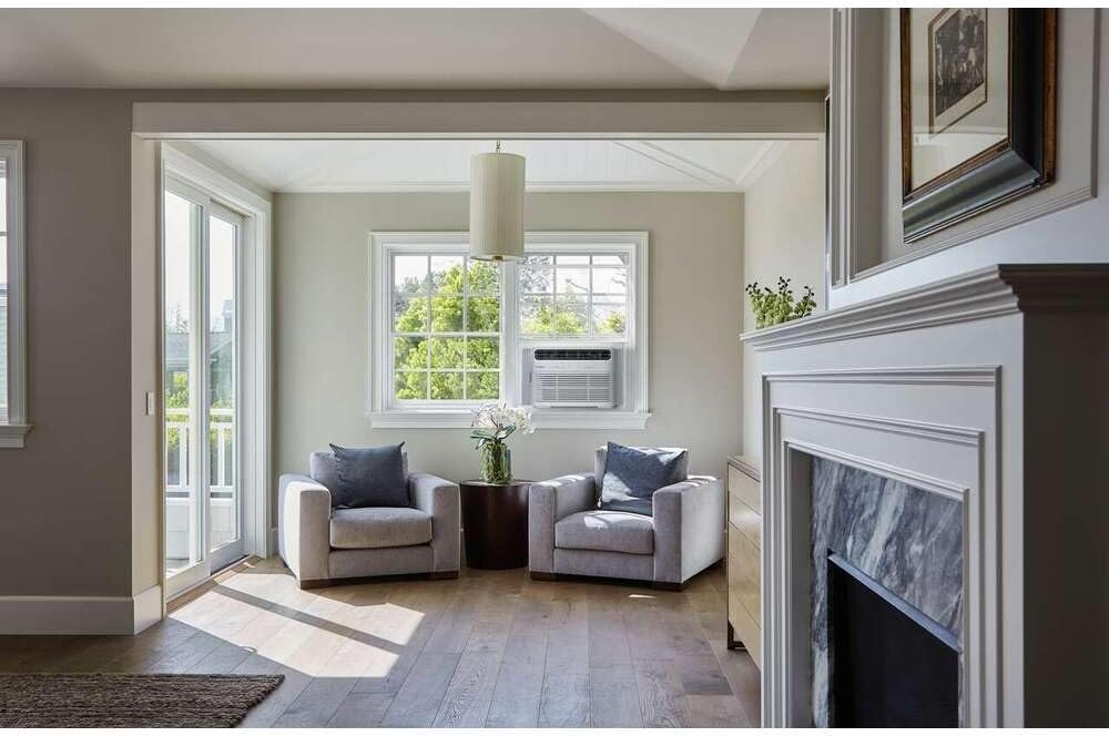 Frigidaire 14,300 BTU Smart Window Air Conditioner with Wi-Fi, Cools Up to 700 Sq. Ft., Remote Control, Quiet Operation, Eco Mode, 3 Fan Speeds, White - Image 3