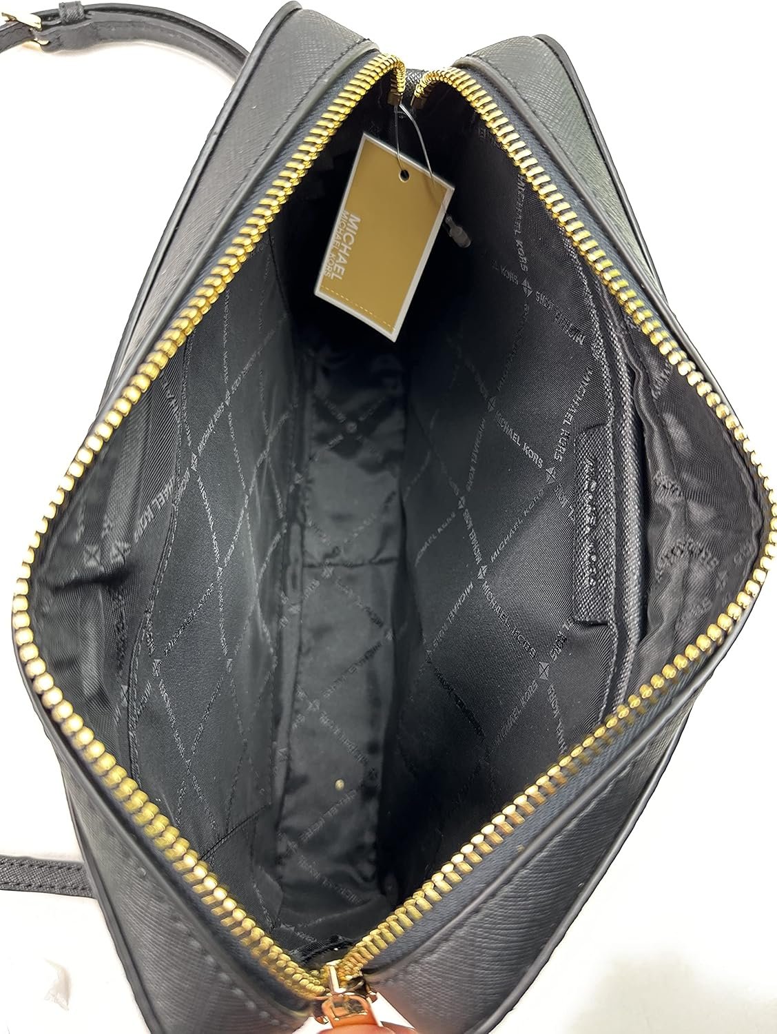 Michael Kors Women's Jet Set Item East West Crossbody Bag in Black with Gold hardware (Black/Gold) - Image 6