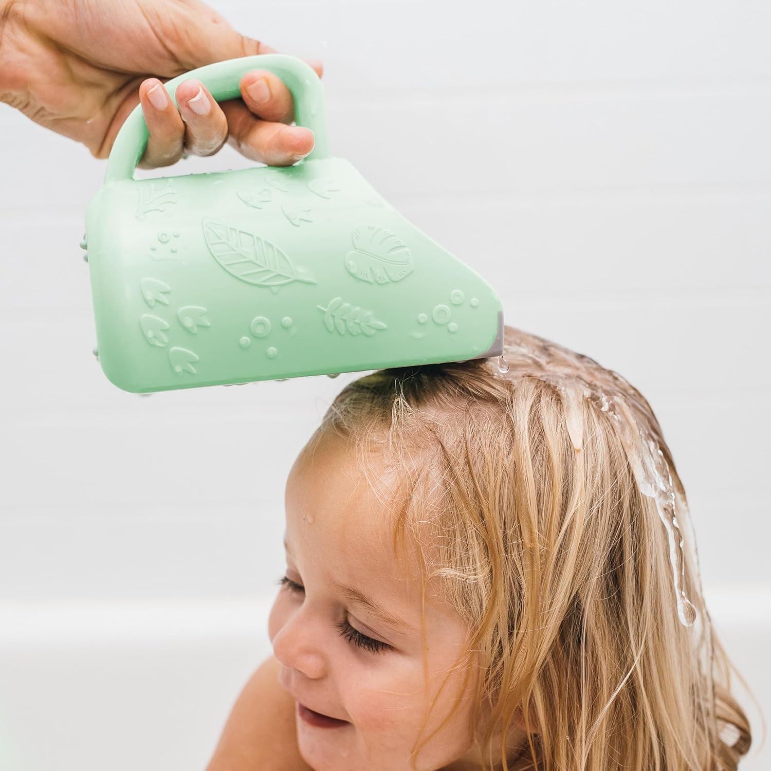 Dr. Brown's CleanUp Dino-Pour Baby Bath Rinse Cup, Tear-Free Rinsing for Babies and Toddlers, BPA Free - Image 14